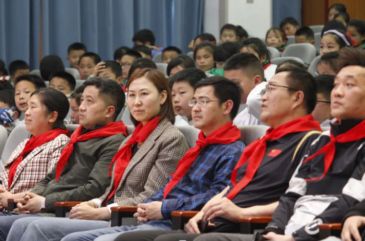 奧運李娜冠軍擊劍視頻_奧運李娜冠軍擊劍比賽視頻_奧運冠軍擊劍李娜